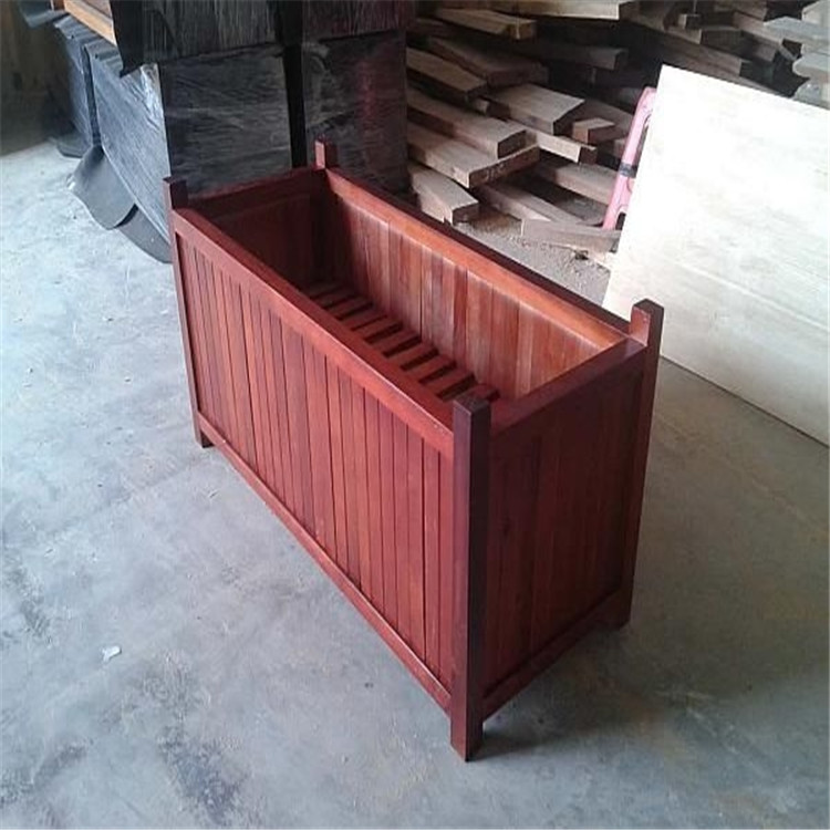 ����ľ����