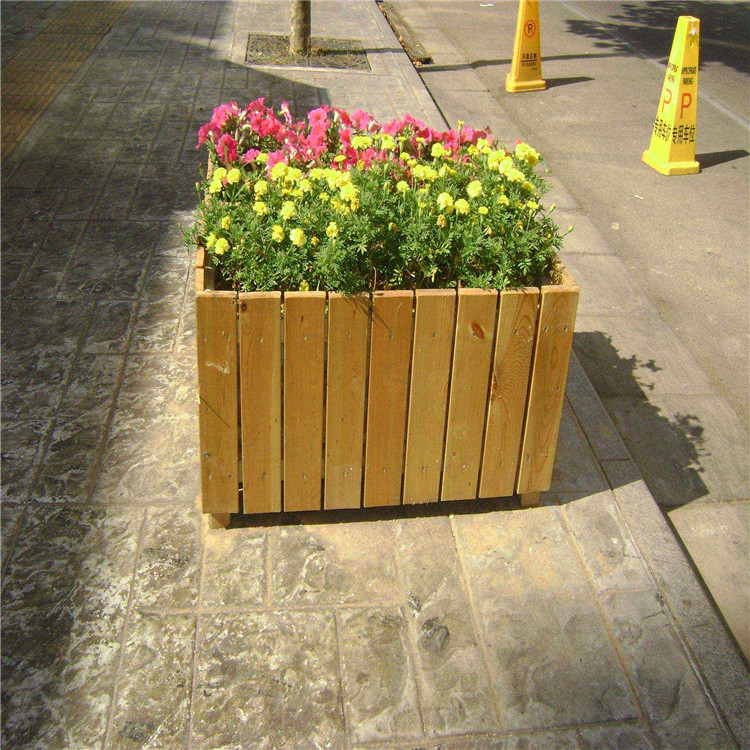 ���׻���