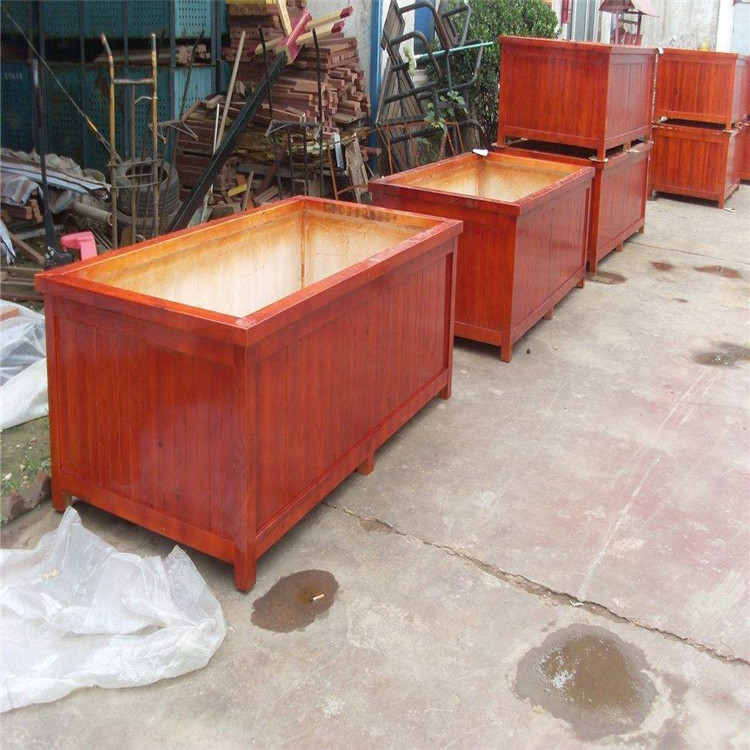 ����ľ����